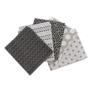 **-Geometric Maze Themed Pack of 5 Cotton Fat Quarters-** ##-Sewing Online FA226-##