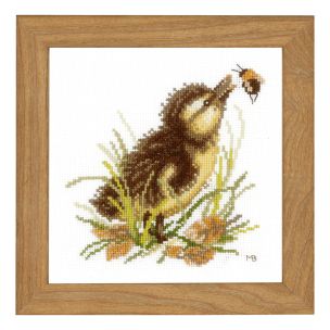 **-Lanarte PN-0146977 Duckling And Bumble Bee Counted Cross Stitch Kit-** ##-Lanarte PN-0146977-##