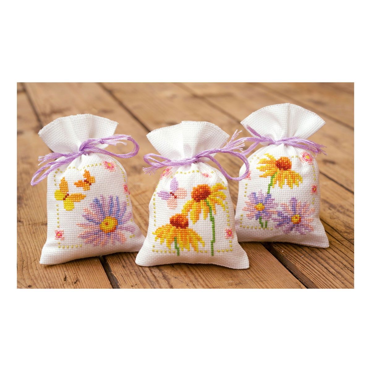 1x Counted Cross Thread Stitch Kit Pot-Pourri Bag Cornflowers /& B.flies Set of 3