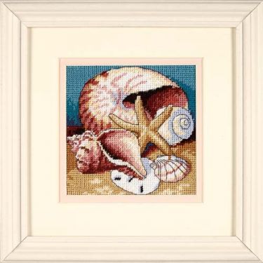 <strong>Shell Collage Needlepoint/Tapestry Kit</strong> <em>Dimensions D07219</em>