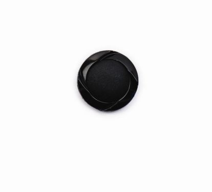<strong>Coat Buttons 2B/1481</strong> <em>Crendon Buttons 2B--157</em>
