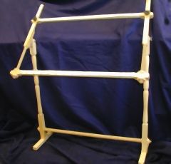<strong>Floorstanding Tapestry Frame :: 27in</strong> <em>Elbesee 2H27B</em>