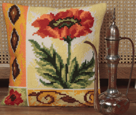 <strong>Valiant Poppy Cushion Kit</strong> <em>Collection D'Art CD5016</em>