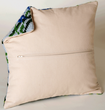 <strong>Collection Dart Cushion Finishing Kit</strong> <em>Collection D'Art CD5999</em>