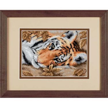 <strong>Beguiling Tiger Cross Stitch Kit</strong> <em>Dimensions D65056</em>