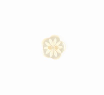 <strong>Flower Button BF/8033</strong> <em>Crendon Buttons BF--084</em>