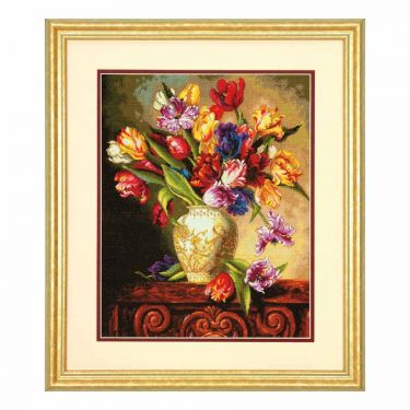 <strong>Gold: Counted Cross Stitch: Parrot Tulips</strong> <em>Dimensions D70-35305</em>