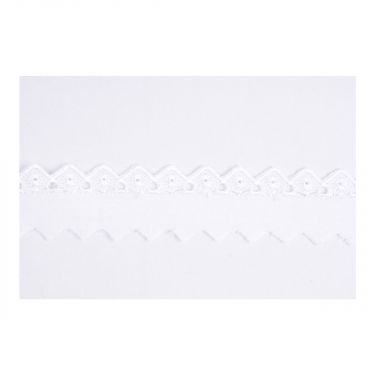 <strong>Broderie Anglais 221 :: White</strong> <em>Essential Trimmings ET221-WHT</em>