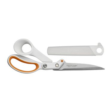 <strong>Fiskars Amplify Heavy Duty Dressmaking Scissors 24cm</strong> <em>Fiskars F9162S</em>