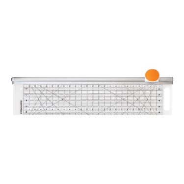 <strong>Fiskars Combo Rotary Cutter And Ruler 6 X 24 Inch</strong> <em>Fiskars F9513</em>