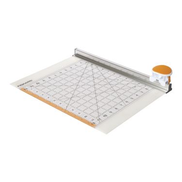 <strong>Fiskars Combo Rotary Cutter And Ruler 12 X 12 Inch</strong> <em>Fiskars F9515</em>