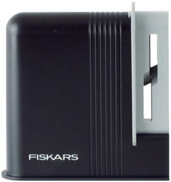 <strong>SCISSOR SHARPENER</strong> <em>Fiskars F9600</em>