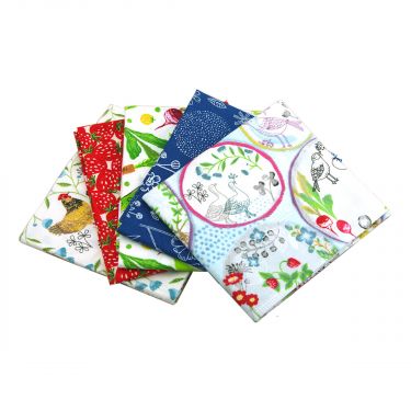 <strong>Fat Quarter Bundle Farm Fresh 2 Birds | Pack of 5 Fat Quarters by FE0048</strong> <em>Sewing Online FE0048</em>