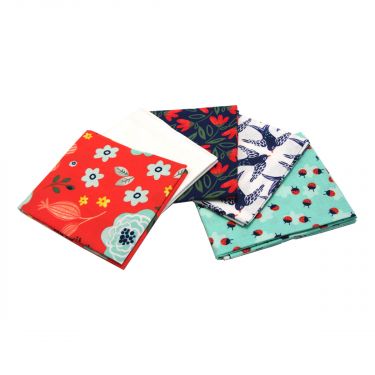 <strong>Madison Collection Red Pack of 5 Cotton Fat Quarters</strong> <em>Sewing Online FE0105</em>