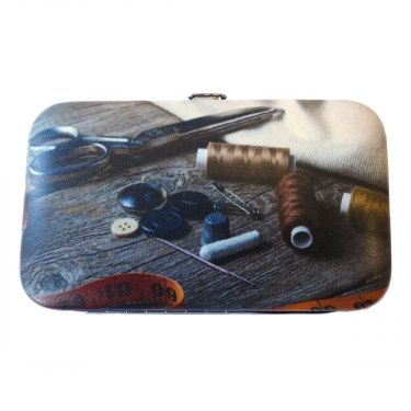 <strong>Chestnut Sewing Kit Purse Notions Design | Groves N4347-CH</strong> <em>Groves and Banks N4347-CH</em>