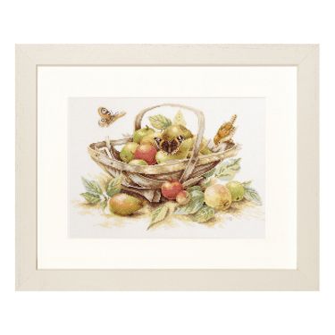 <strong>Counted Cross Stitch Kit: Summer Fruit (Evenweave)</strong> <em>Lanarte PN-0007960</em>