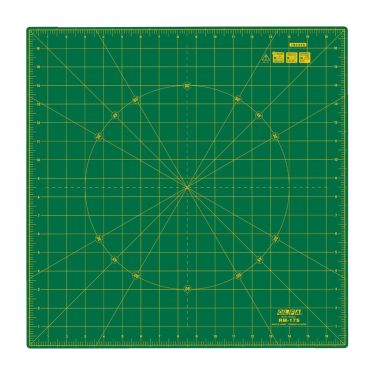 <strong>Rotating Cutting Mat: 42.5x42.5cm / 17x17in</strong> <em>Olfa RM17S</em>