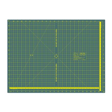 <strong>Cutting Mat: Foldable: 60 x 45cm</strong> <em>Sew Easy ER4094</em>