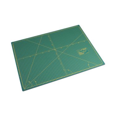 <strong>Cutting Mat :: Size Large</strong> <em>Trimits JE23</em>