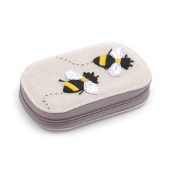 HobbyGift TK05A\347 | Bee Zip Sewing Kit | Contents Included! | 14 x 10 x 3cm Hobby Gift TK05A-347