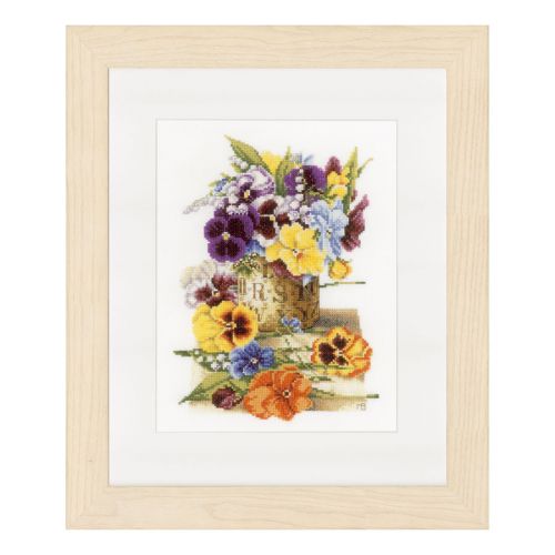 <strong>Counted Cross Stitch Kit: Pot of Pansies (Evenweave)</strong> <em>Lanarte PN-0154463</em>