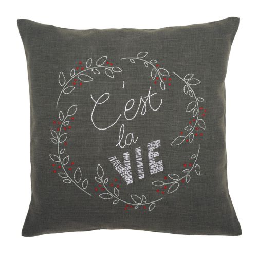 <strong>Embroidery Cushion: C'est La Vie</strong> <em>Vervaco PN-0156052</em>