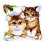 <strong>Latch Hook Cushion: Snow Cats</strong> <em>Vervaco PN-0145251</em>