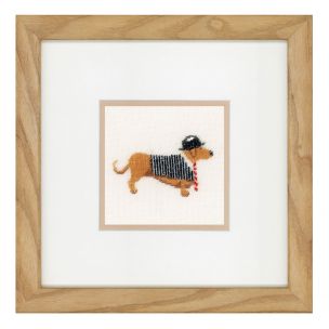 Counted Cross Stitch Kit: Dog in Bowler (Linen) Lanarte PN-0148260
